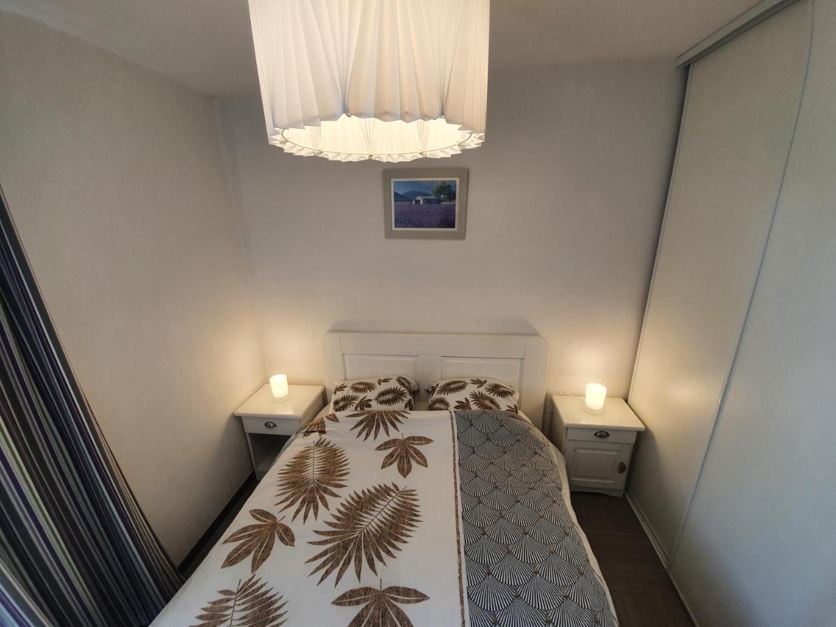 Appartamento Le Baou Beni - Piscine, Climatisation&Parking Gréoux-les-Bains Esterno foto